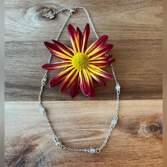 ✨ BRIGHTON Illumina Petite Collar Crystal Necklace - Picture 5 of 9